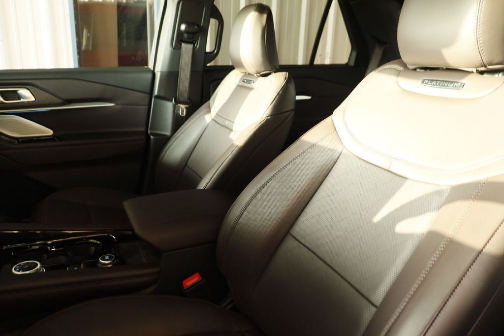 2026 Ford Explorer Platinum Hondo TX
