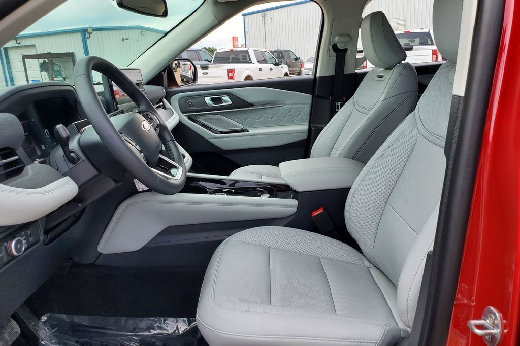 2026 Ford Explorer Platinum Hondo TX