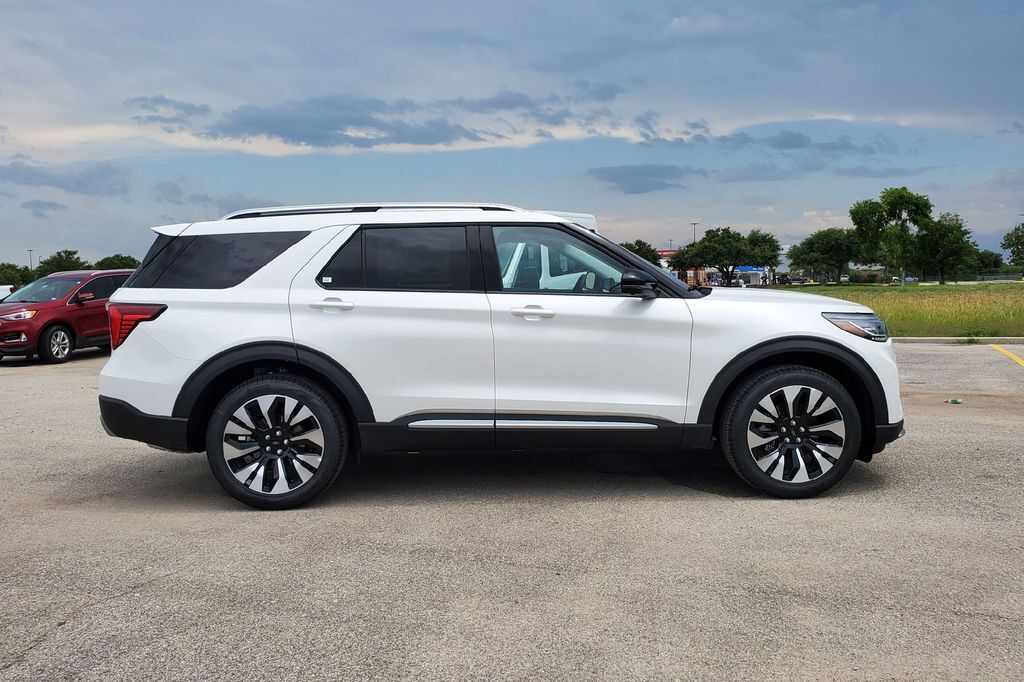 2026 Ford Explorer Platinum Hondo TX