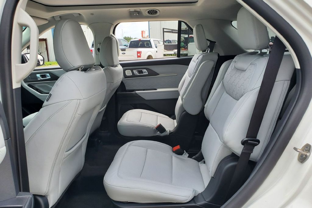 2026 Ford Explorer Platinum Hondo TX