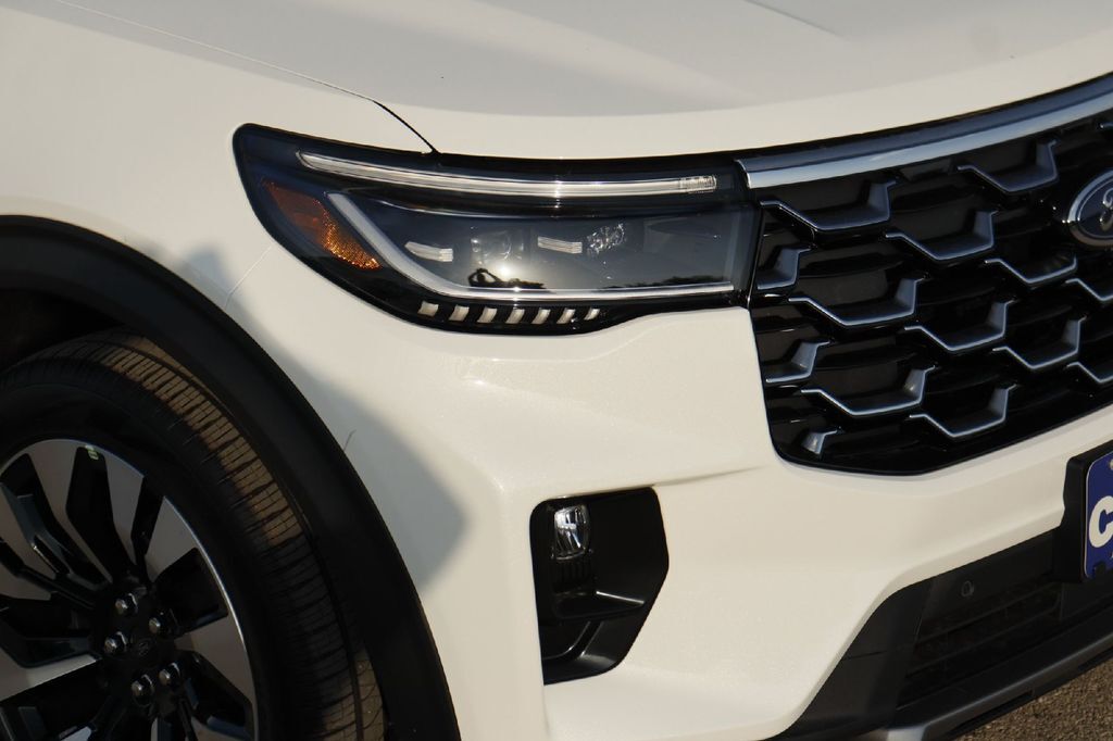 2026 Ford Explorer Platinum Hondo TX