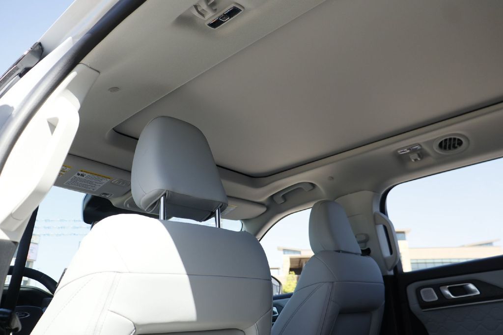 2026 Ford Explorer Platinum Hondo TX