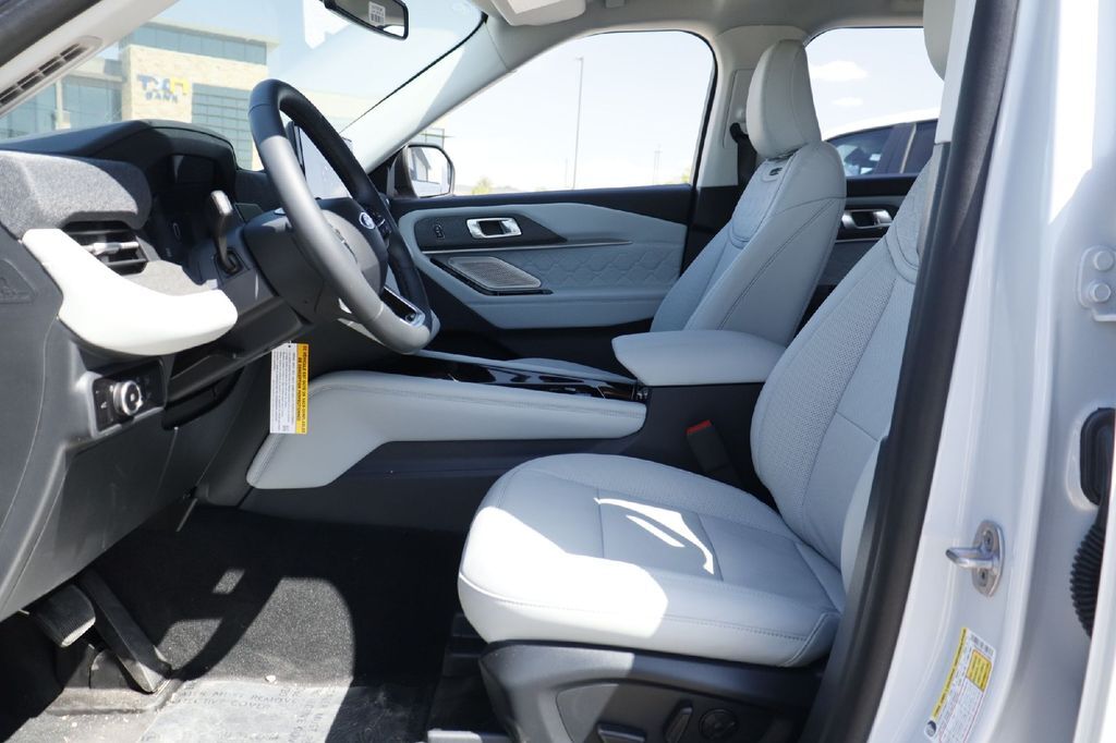 2026 Ford Explorer Platinum Hondo TX