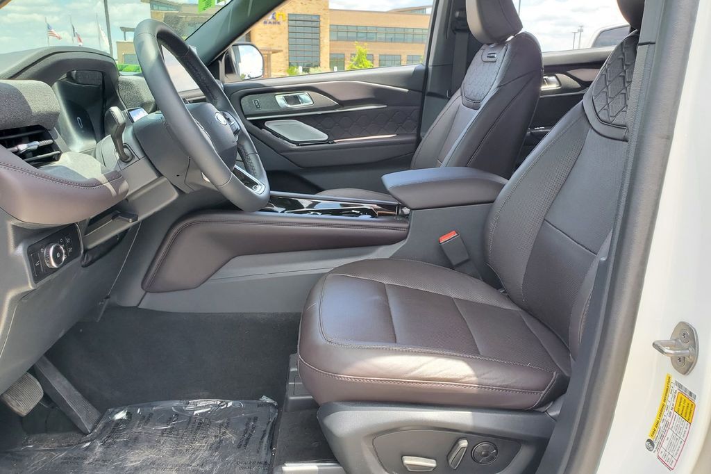 2026 Ford Explorer Platinum Hondo TX