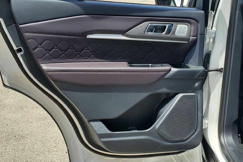 2026 Ford Explorer Platinum Hondo TX