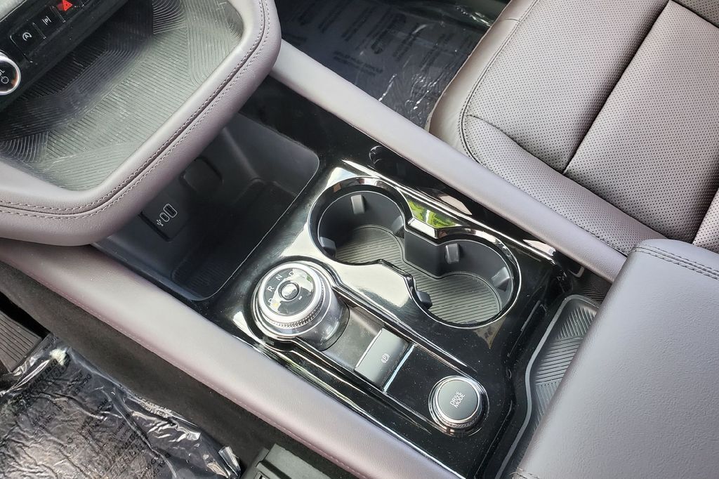 2026 Ford Explorer Platinum Hondo TX