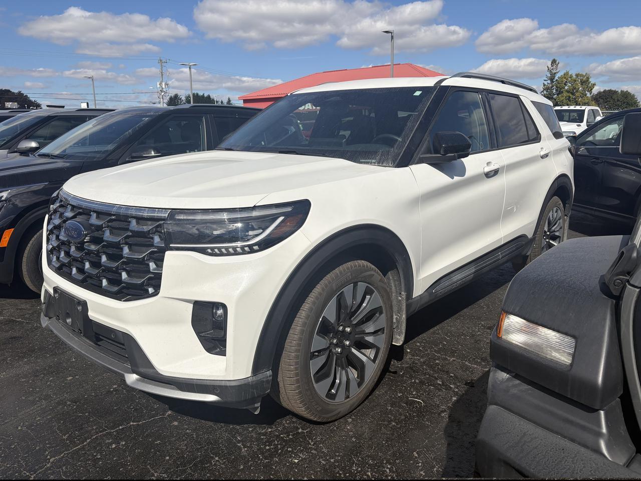 2026 Ford Explorer Platinum AWD SUNROOF Listowel ON