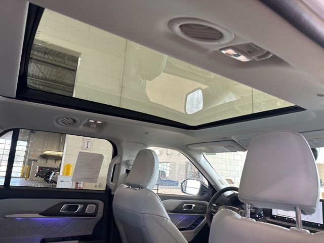 2026 Ford Explorer Platinum Random Lake WI