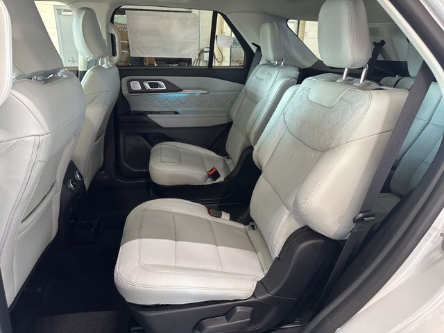 2026 Ford Explorer Platinum Random Lake WI