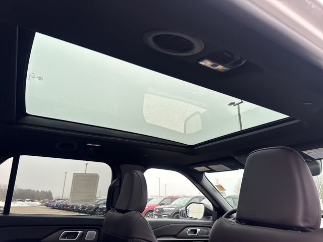 2026 Ford Explorer Platinum Random Lake WI