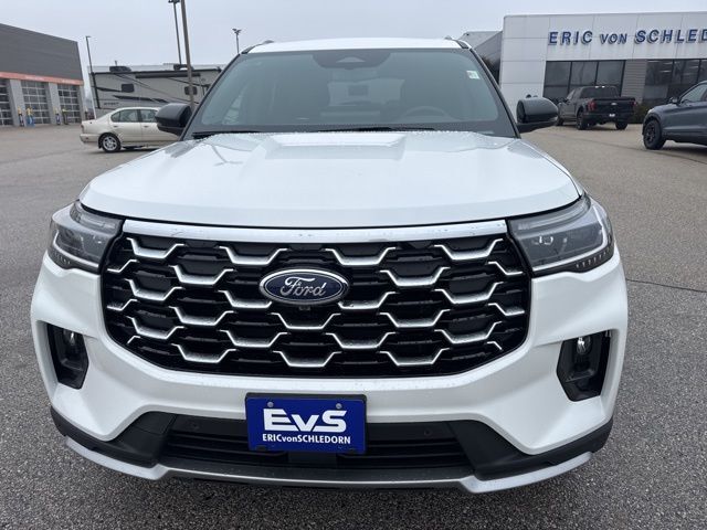 2026 Ford Explorer Platinum Random Lake WI