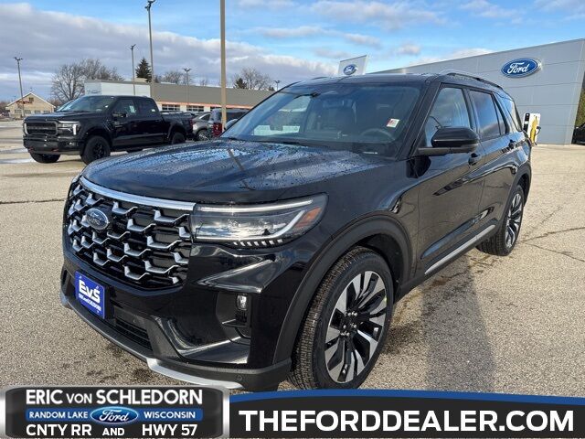 2026 Ford Explorer Platinum Milwaukee WI