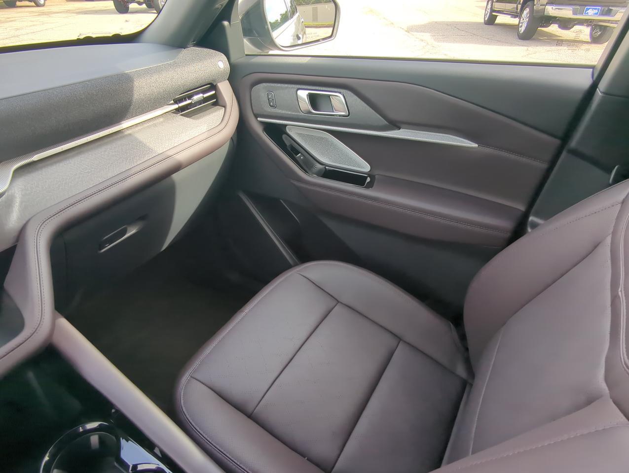 2026 Ford Explorer Platinum Appleton WI
