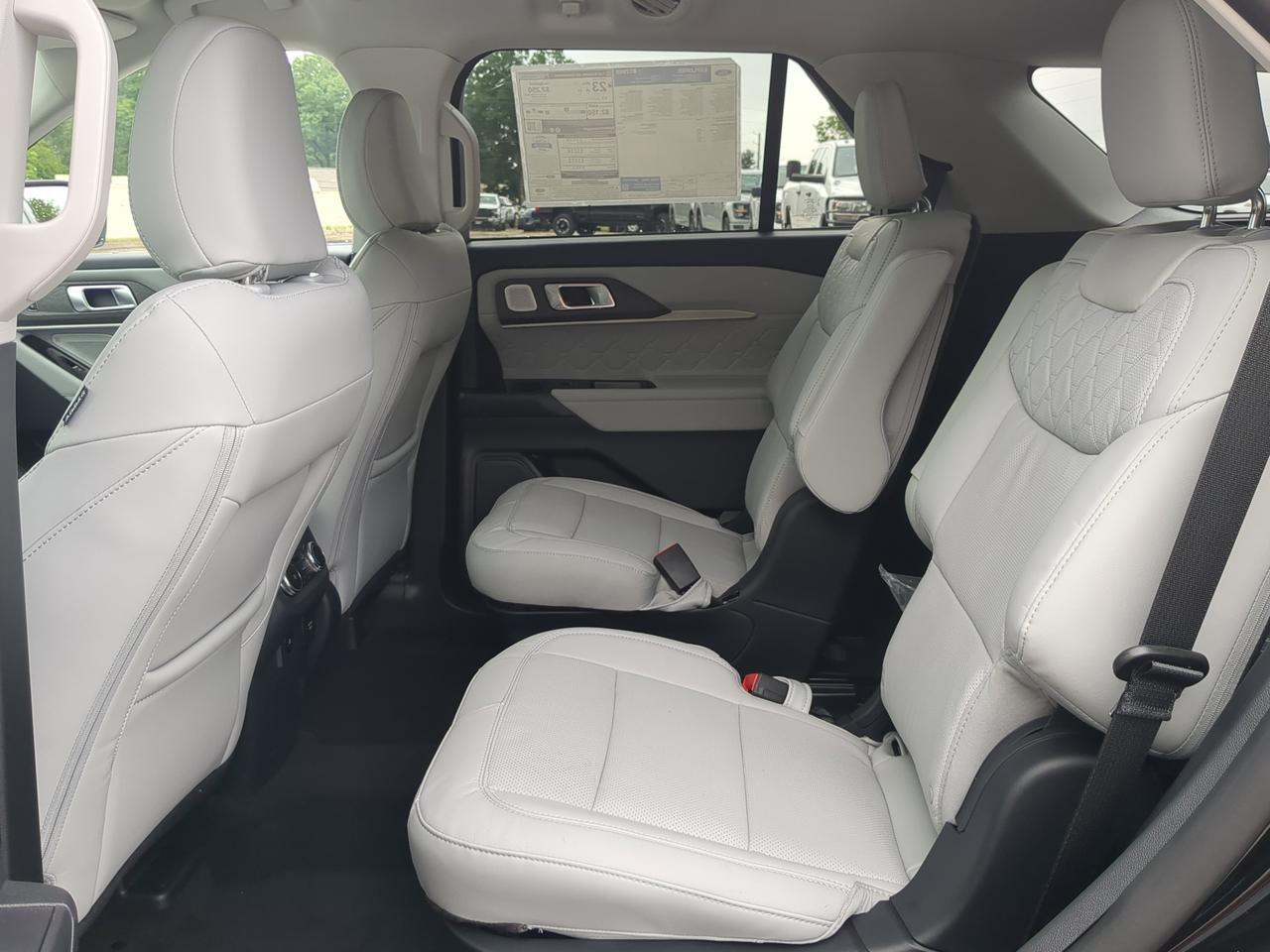 2026 Ford Explorer Platinum Appleton WI