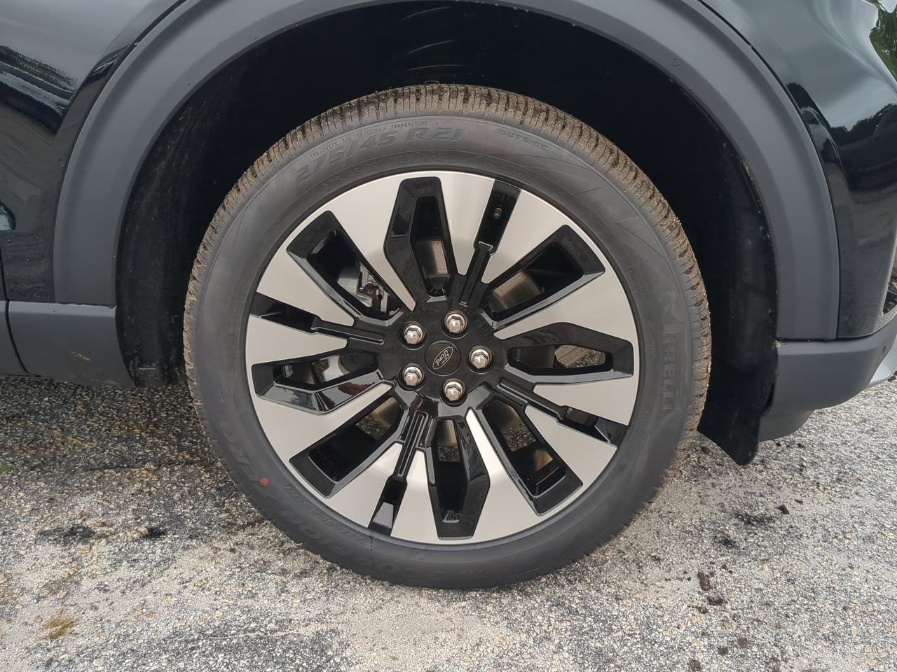 2026 Ford Explorer Platinum Appleton WI
