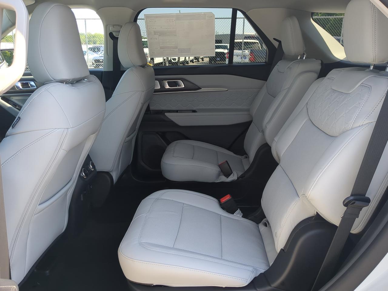 2026 Ford Explorer Platinum Appleton WI