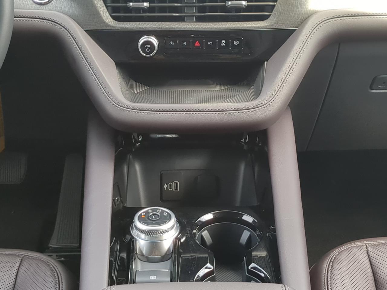 2026 Ford Explorer Platinum Appleton WI