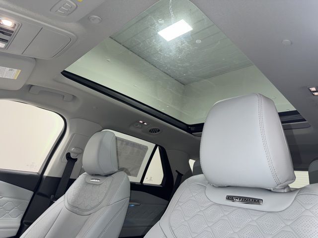 2026 Ford Explorer Platinum Pine River MN