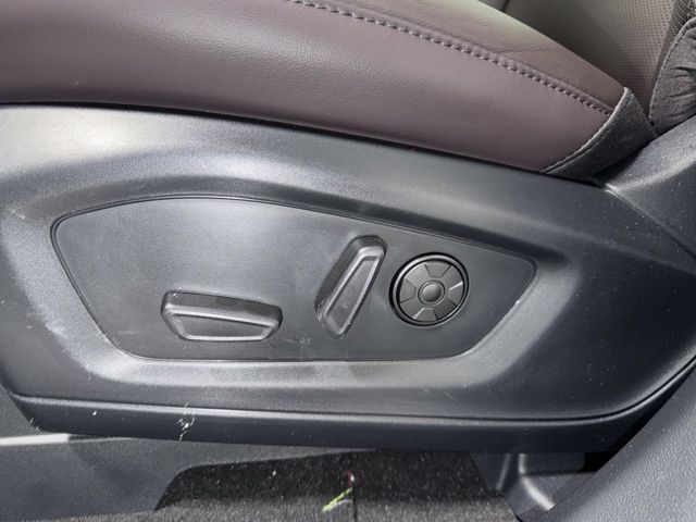 2026 Ford Explorer Platinum Pine River MN