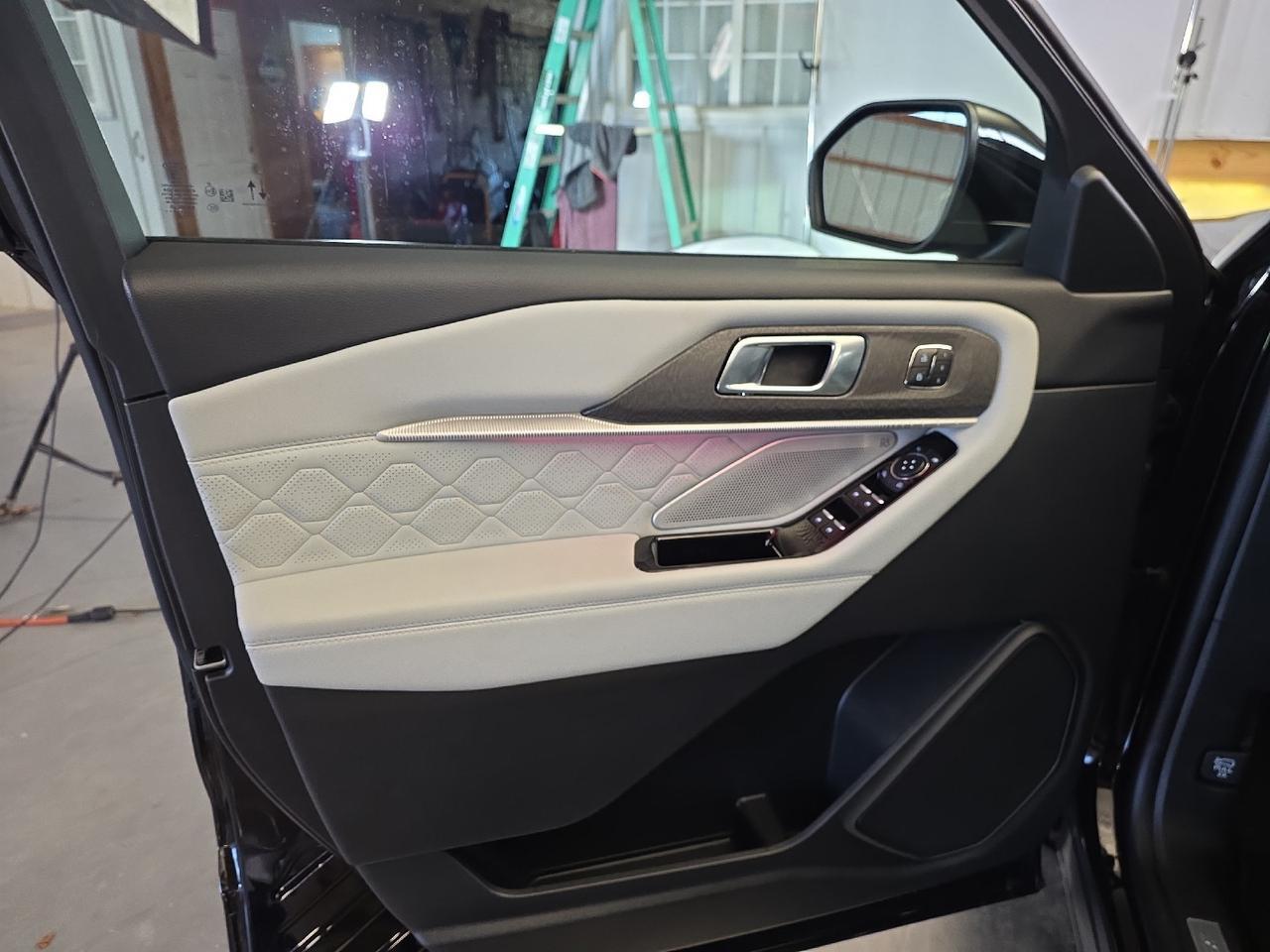 2026 Ford Explorer Platinum Sand Lake NY