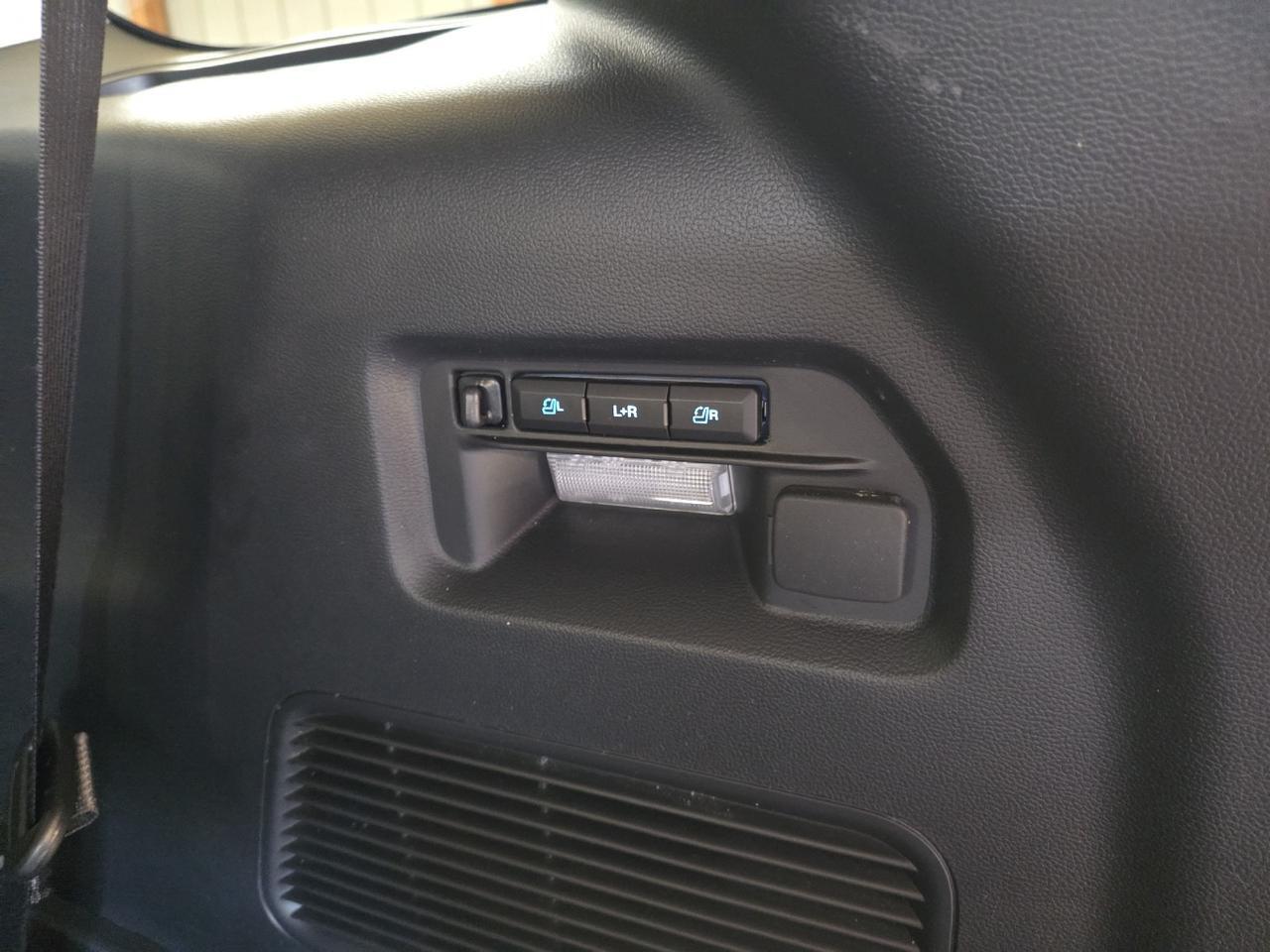 2026 Ford Explorer Platinum Sand Lake NY