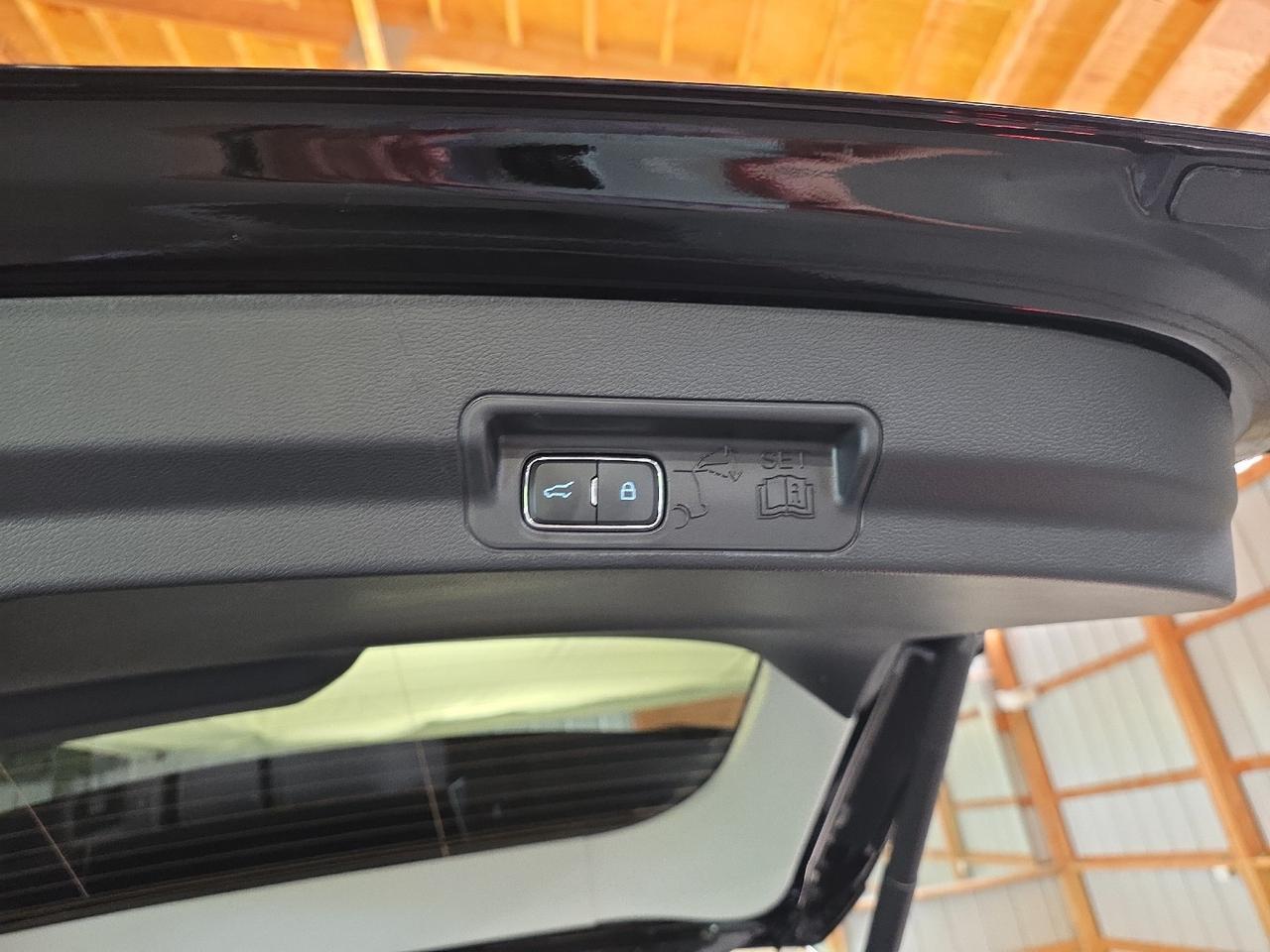2026 Ford Explorer Platinum Sand Lake NY