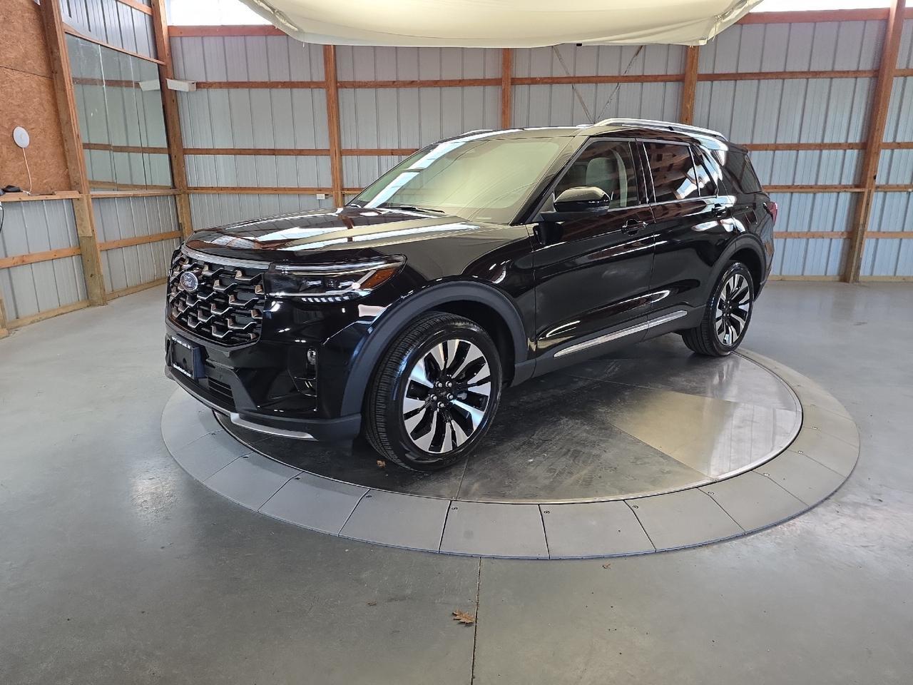 2026 Ford Explorer Platinum Sand Lake NY