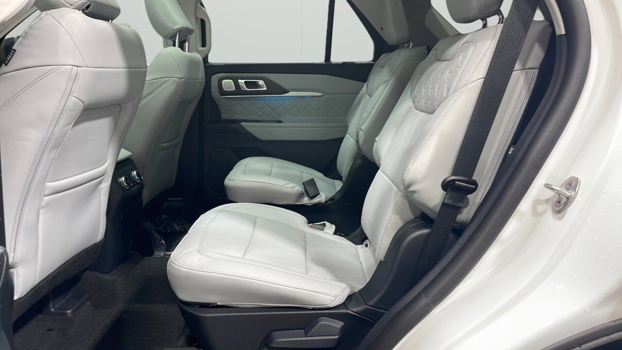 2026 Ford Explorer Platinum Sherwood Park AB