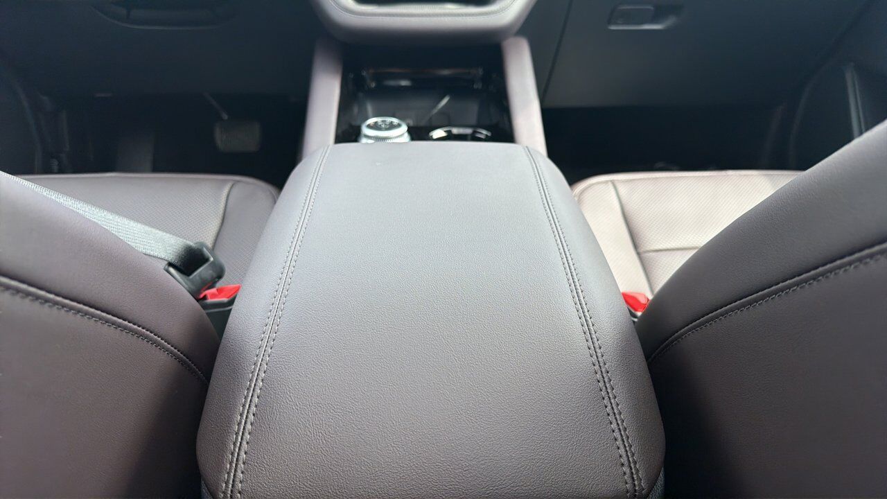 2026 Ford Explorer Platinum Sherwood Park AB