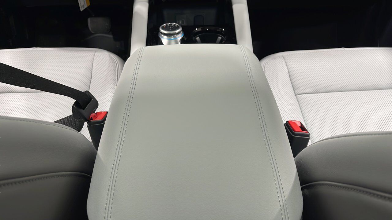 2026 Ford Explorer Platinum Sherwood Park AB