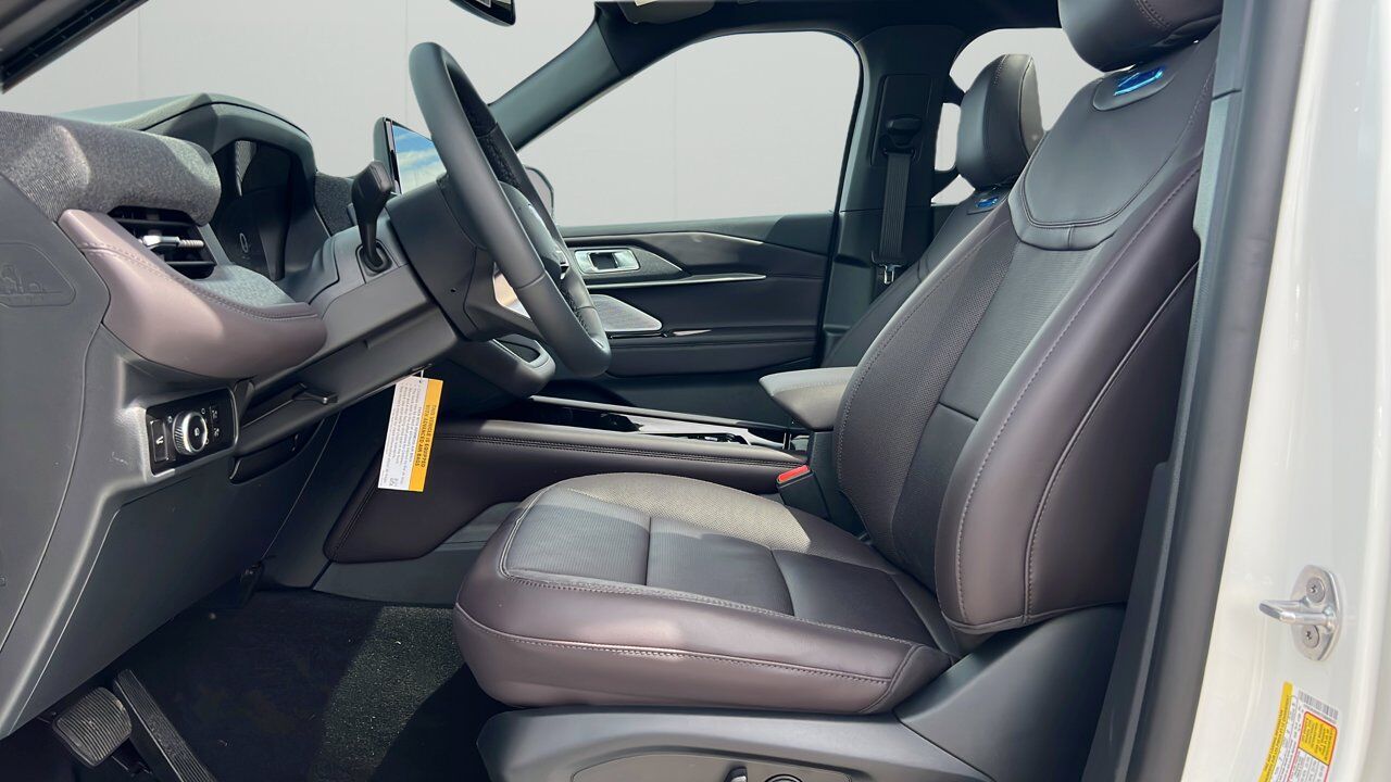 2026 Ford Explorer Platinum Sherwood Park AB