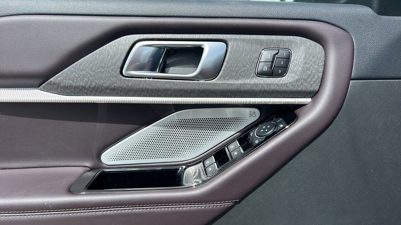 2026 Ford Explorer Platinum Sherwood Park AB