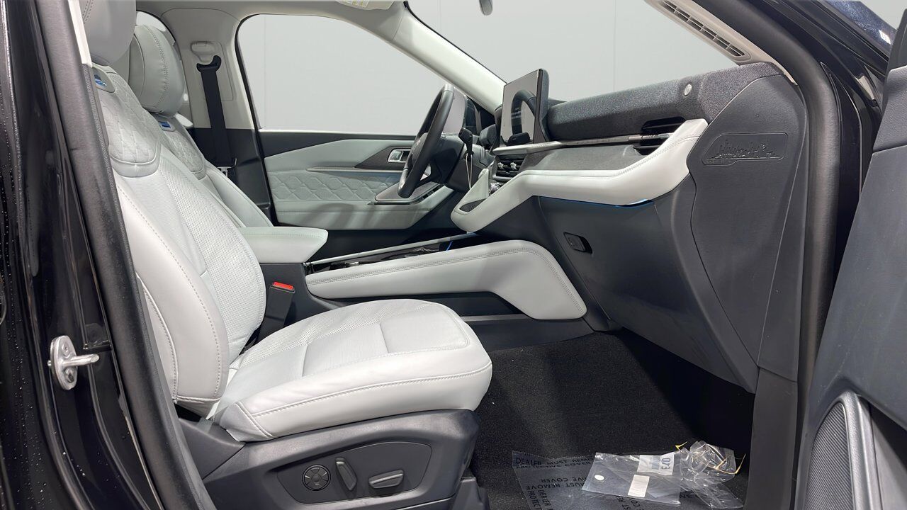 2026 Ford Explorer Platinum Sherwood Park AB