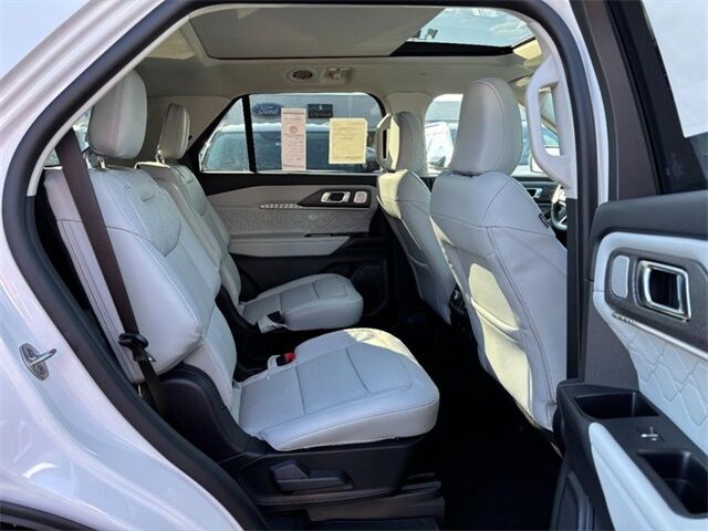 2026 Ford Explorer Platinum Washington MO