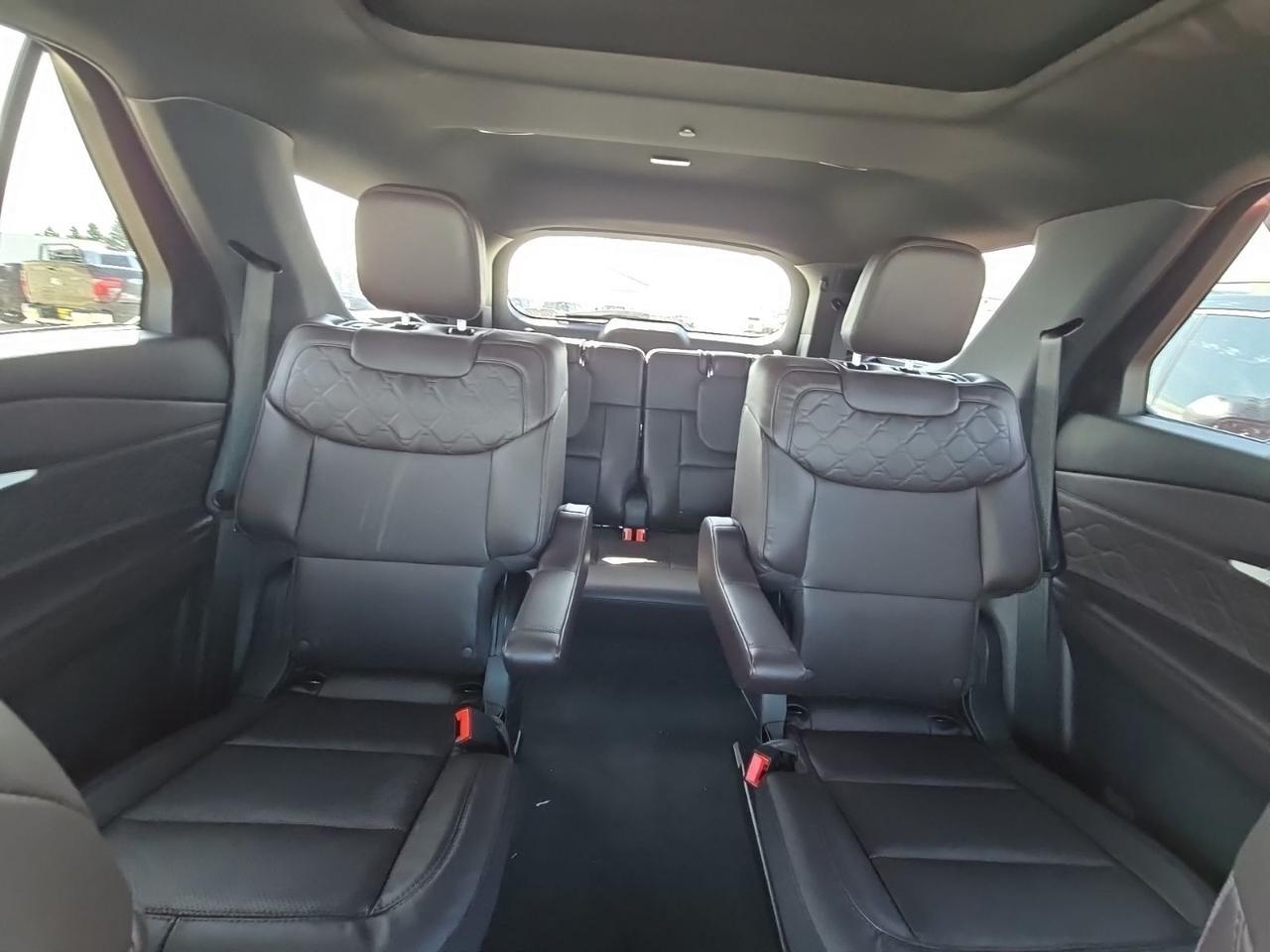 2026 Ford Explorer Platinum Watertown SD