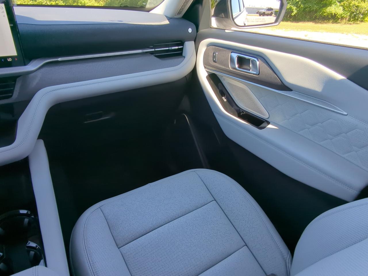 2026 Ford Explorer Platinum Winder GA
