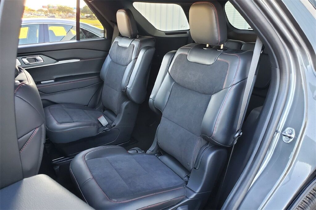 2026 Ford Explorer ST Hondo TX