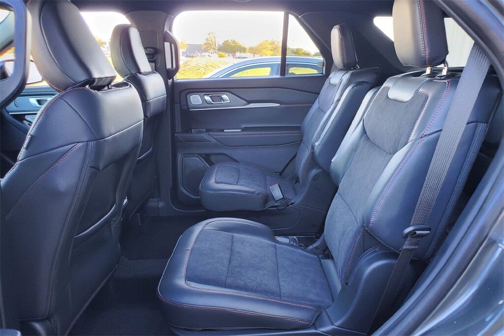 2026 Ford Explorer ST Hondo TX