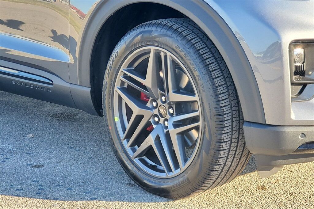 2026 Ford Explorer ST Hondo TX