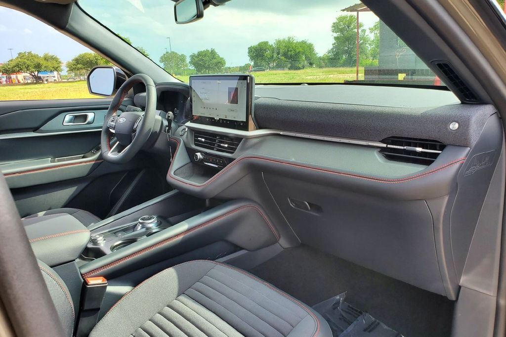 2026 Ford Explorer ST-Line Hondo TX