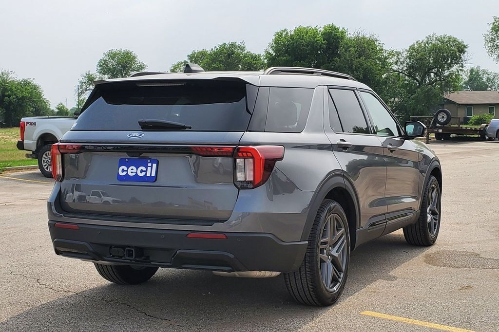 2026 Ford Explorer ST-Line Hondo TX
