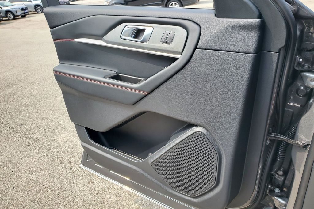 2026 Ford Explorer ST-Line Hondo TX