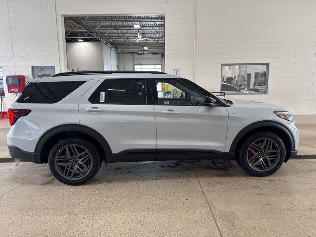 2026 Ford Explorer ST-Line Random Lake WI
