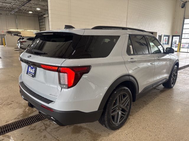 2026 Ford Explorer ST-Line Random Lake WI
