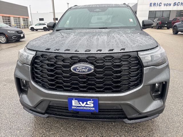 2026 Ford Explorer ST-Line Random Lake WI