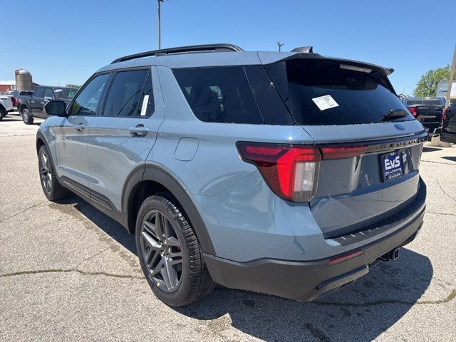 2026 Ford Explorer ST-Line Random Lake WI
