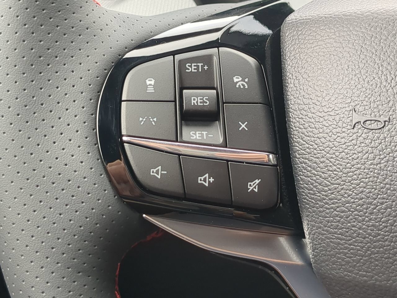 2026 Ford Explorer ST-Line Appleton WI