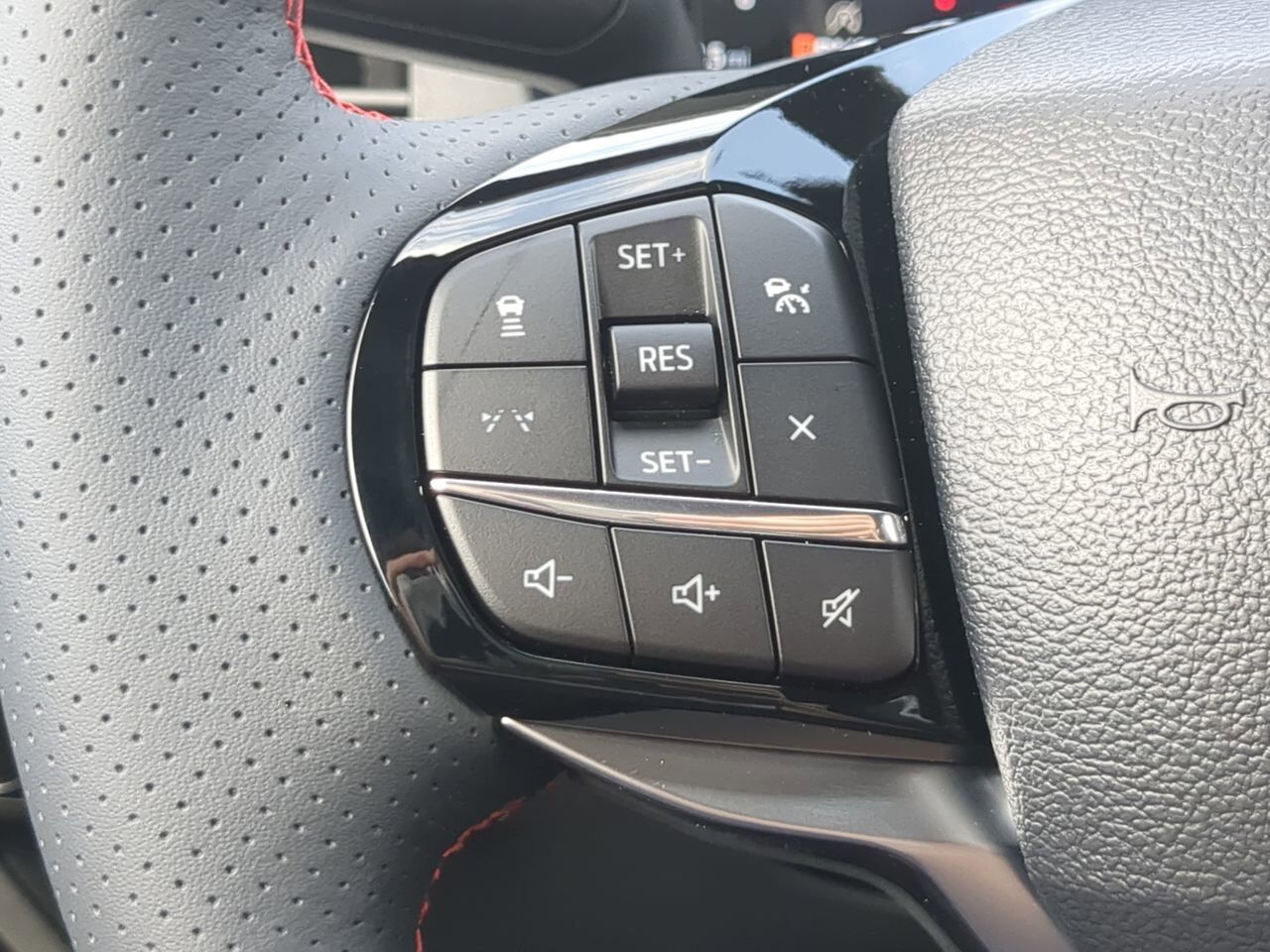 2026 Ford Explorer ST-Line Appleton WI