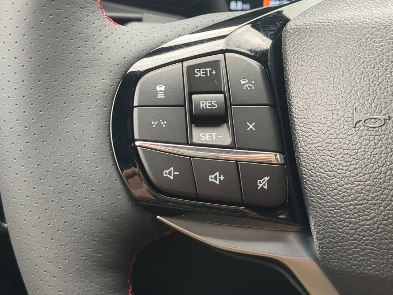 2026 Ford Explorer ST-Line Appleton WI