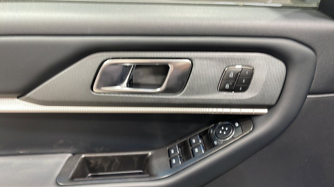 2026 Ford Explorer ST-Line Sherwood Park AB